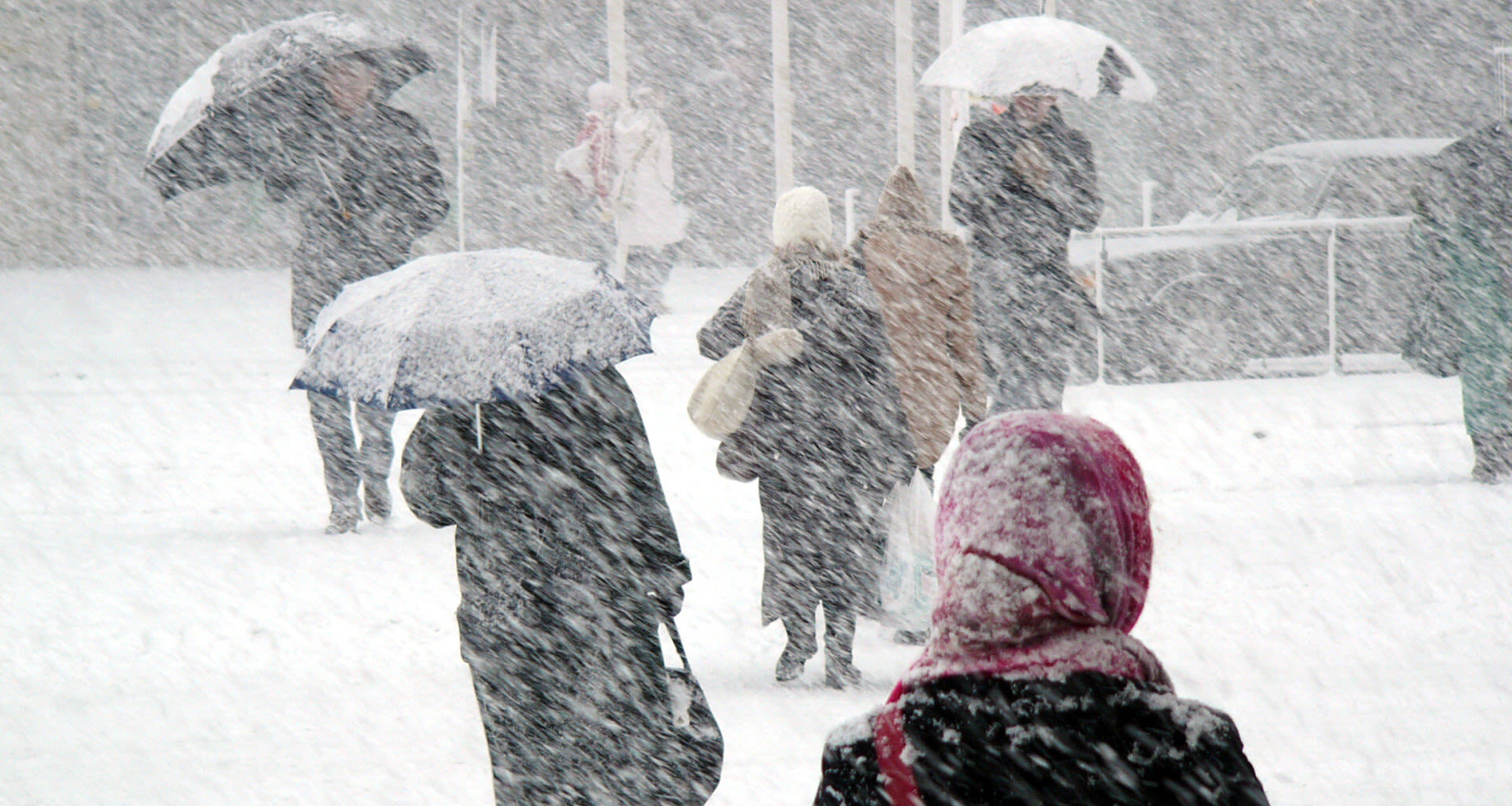 Tomorrow's Weather Edmonton (Apr 06): Snowy Morning, Windy Day Ahead