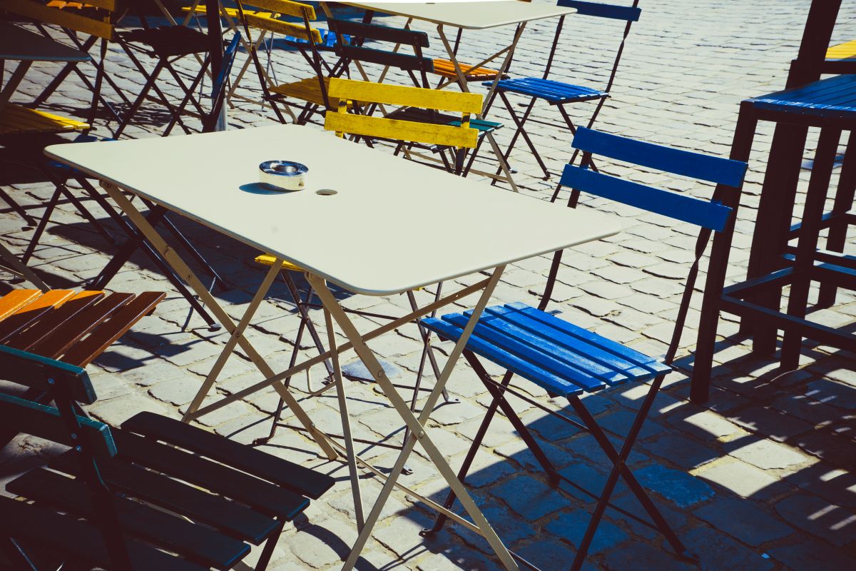 Where to enjoy a coffee in the sun in Montreal