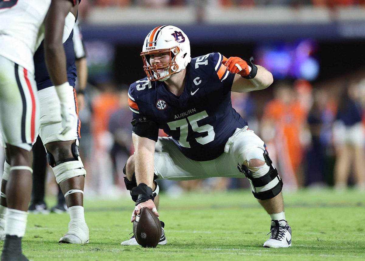 NFL Draft 2026 best available players for Seattle Seahawks: Elijah Sarratt, Connor Lew