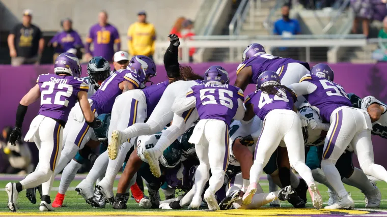 Vikings cut ties with 26-year-old defender, ex-CFL All-Star before NFL Draft image