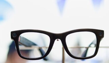 Meta Is Warned That Facial Recognition Glasses Will Arm Sexual Predators