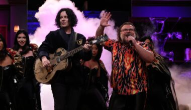 Watch Jack White and Jack Black Reimagine “Seven Nation Army” on SNL