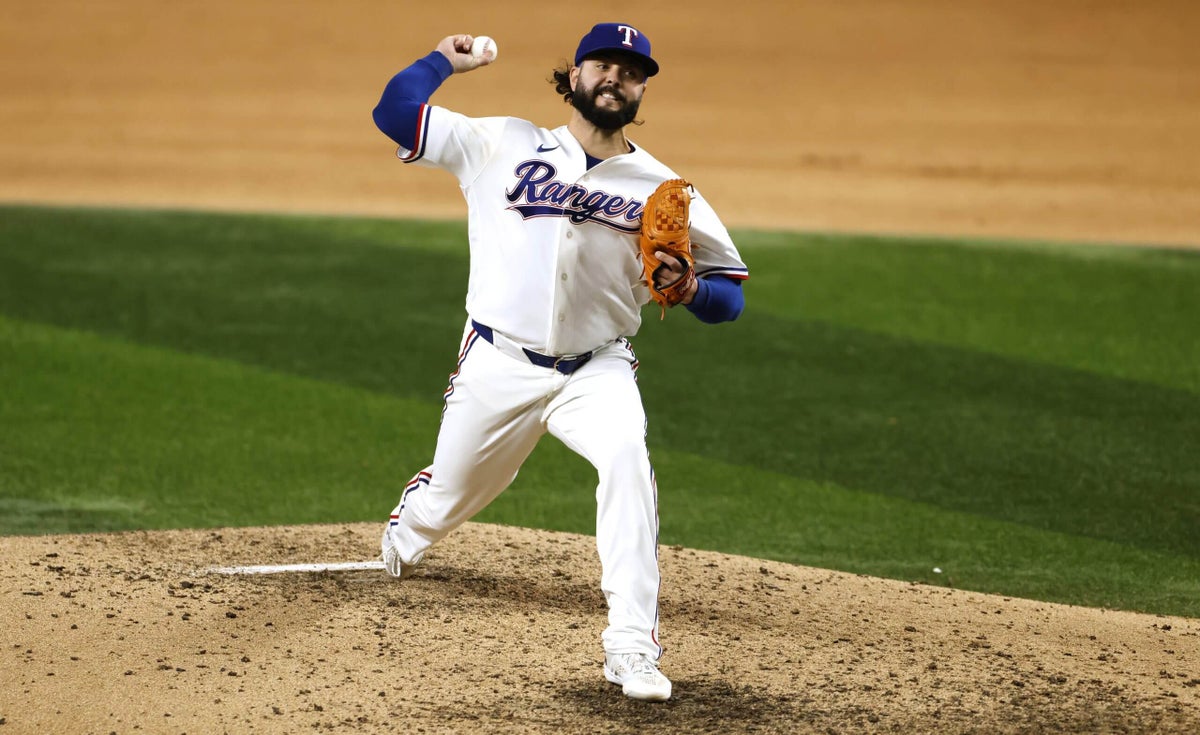 Fantasy baseball bullpen report featuring Jakob Junis, Paul Sewald and others