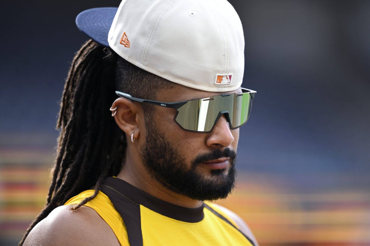 Padres right fielder Fernando Tatis Jr. to make first MLB start at second base