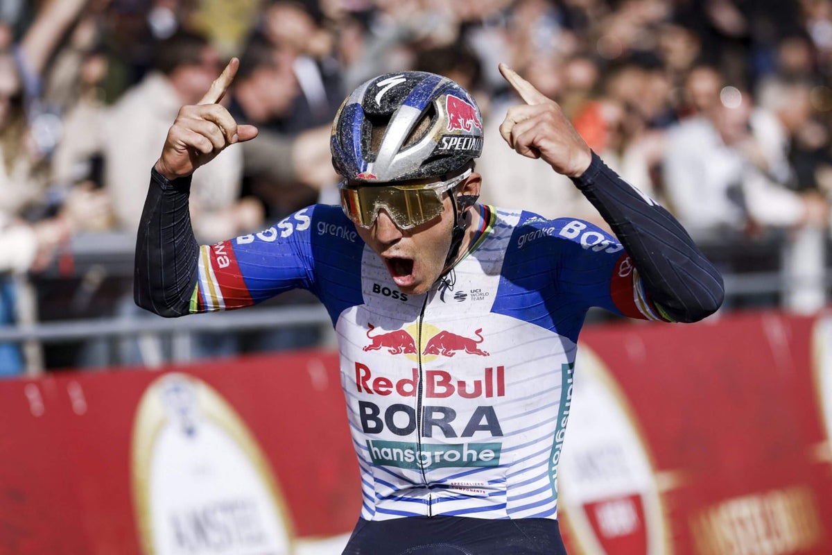Amstel Gold: Remco Evenepoel and Paula Blasi win impressively, Jorgenson suffers broken collarbone