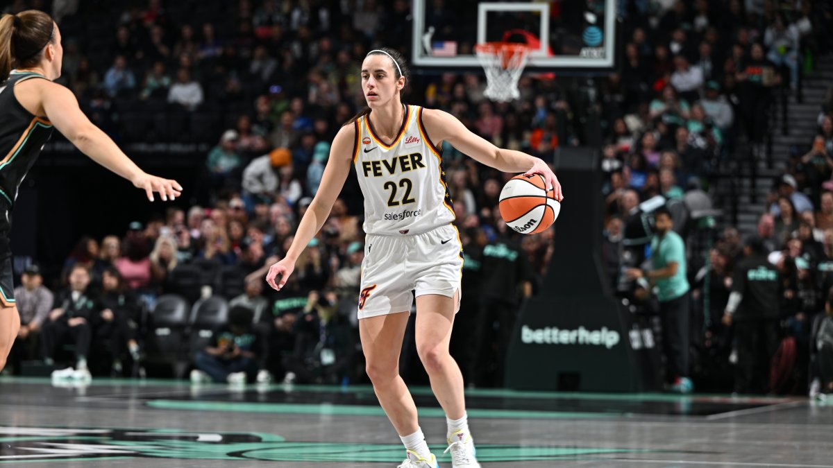 Caitlin Clark returns in her first game with Fever in 9 months – NBC New York
