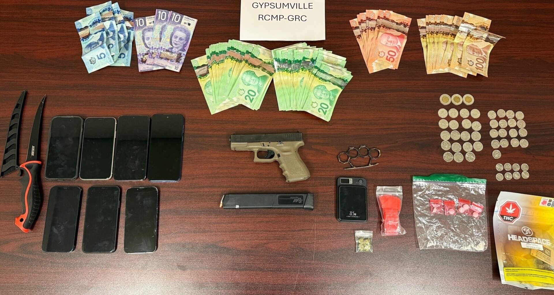4 adults, 2 teens facing charges after alleged weapons incident northwest of Winnipeg