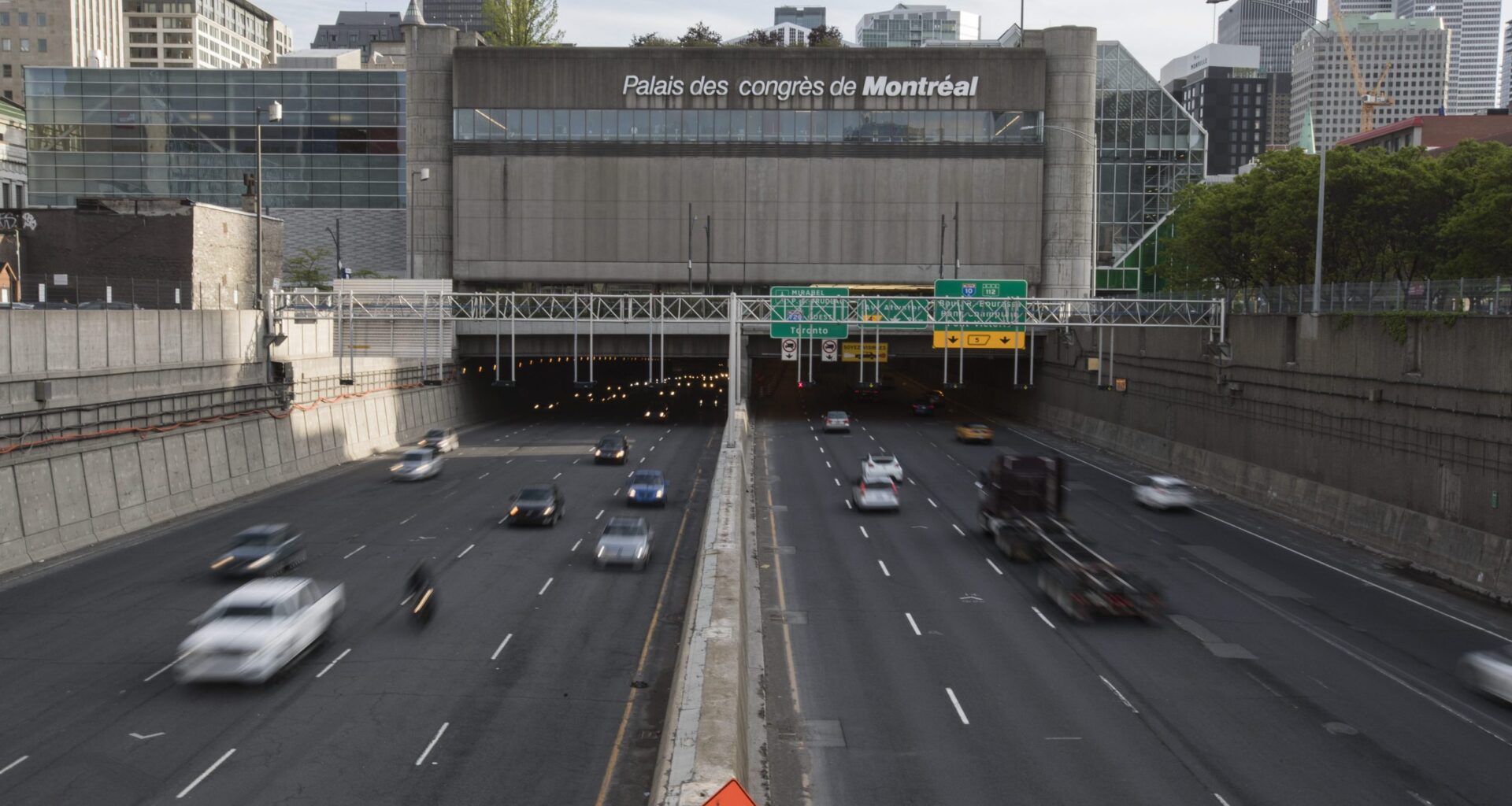 Highway 136 to see partial closure for St-Urbain Street overpass demolition