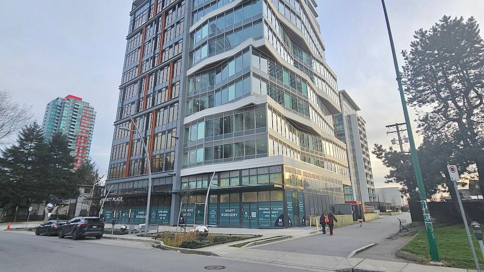 Hyatt Place Vancouver Metrotown hotel