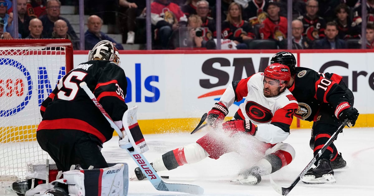 Carolina Hurricanes, Ottawa Senators trade goals in second period of Game 3