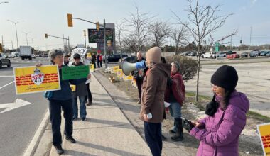 Protesters at the 413 and Groves' Mayor's gala protest