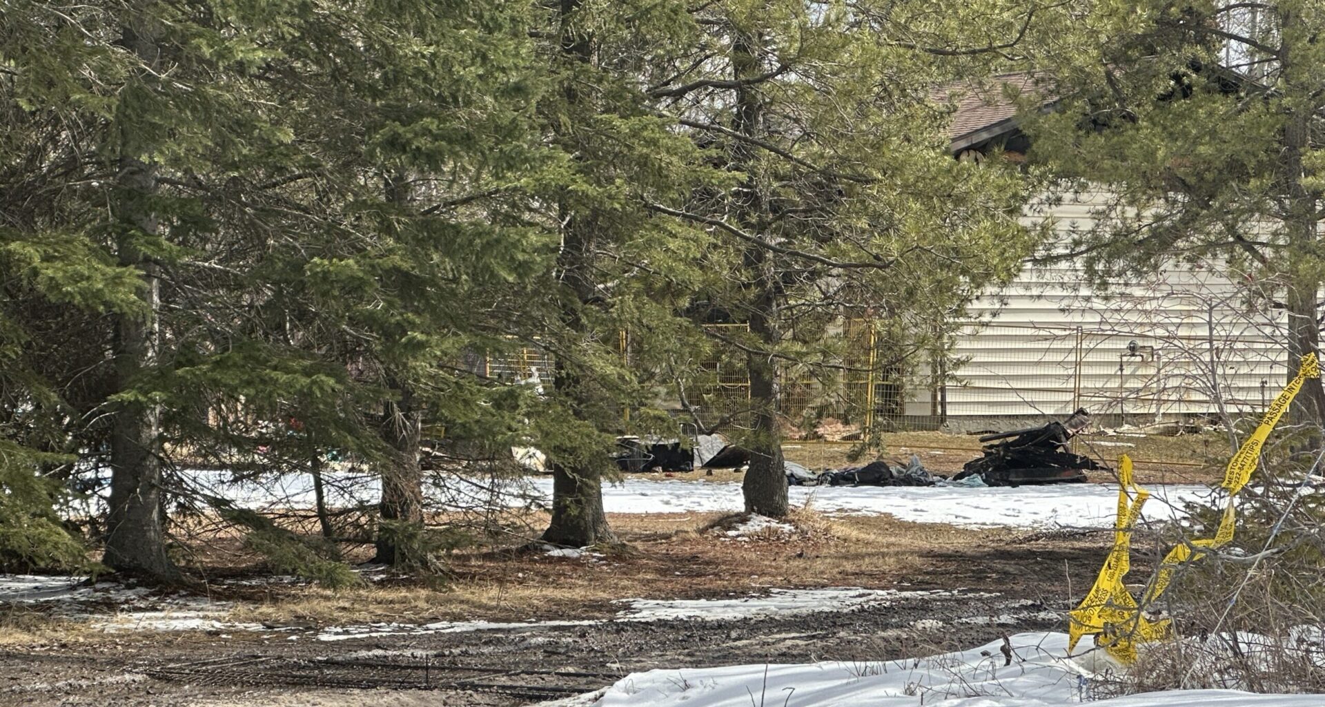 Baby dead, toddler missing after Central Alberta house fire