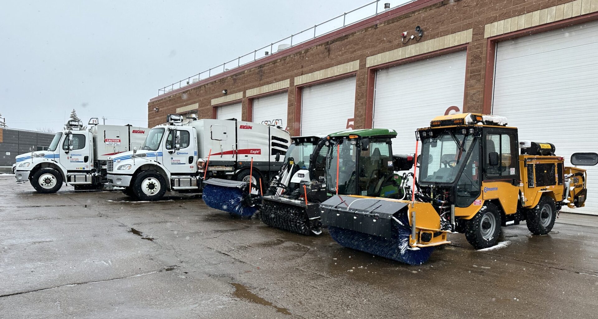 Spring street sweeping returns to Edmonton roads