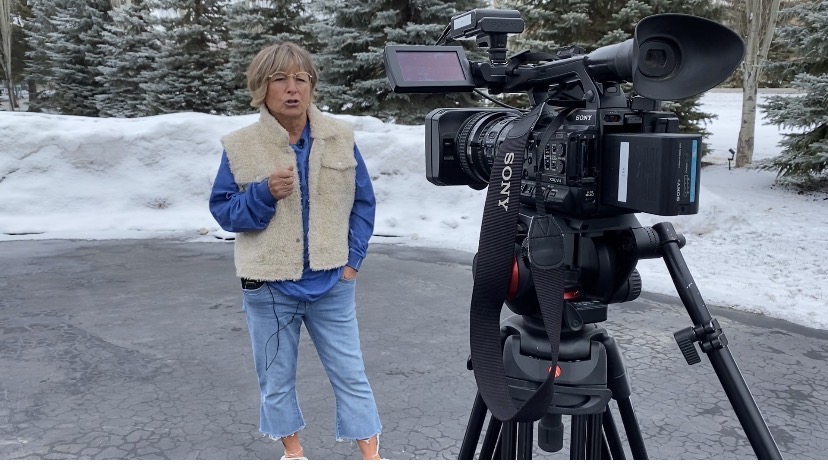 Passenger from Alberta recounts being stuck on plane for nearly 8 hours at Calgary airport