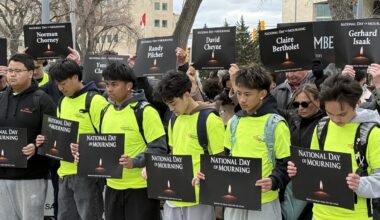 Hundreds of Manitobans gather to mourn the loss of workers who died on the job