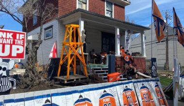 Items stolen from Edmonton Oilers fan’s fence shrine - Edmonton