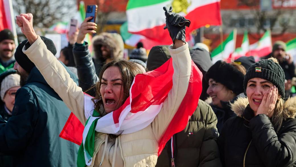 Click to play video: 'Deportation hearing begins for alleged Iranian regime official'