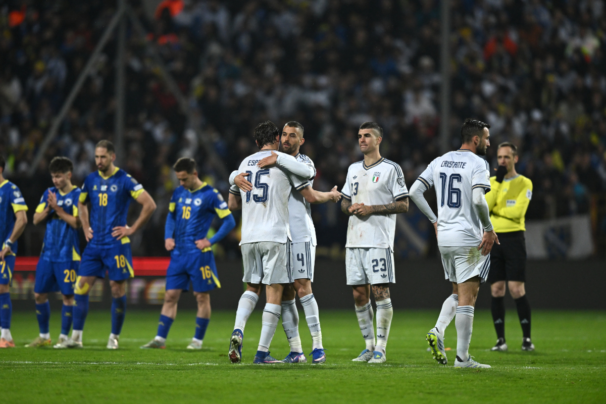 ZENICA, BOSNIA AND HERZEGOVINA - MARCH 31: Players of Italy show their dejection of Italy during the FIFA World Cup 2026 European Qualifiers KO play-offs match between Bosnia and Herzegovina and Italy at Stadion Bilino Polje on March 31, 2026 in Zenica, Bosnia and Herzegovina. (Photo by Getty Images/Getty Images)