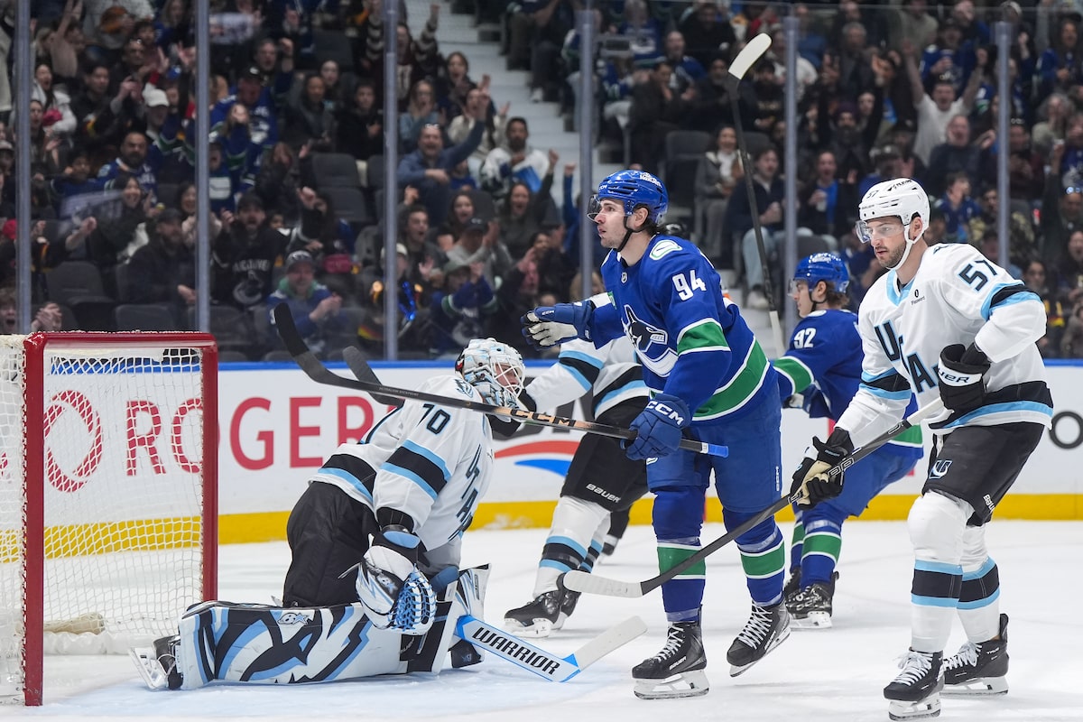 Karlsson works to be a bright spot in dismal Canucks season