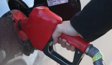 How much gas prices went up overnight in the Maritimes - CTV News