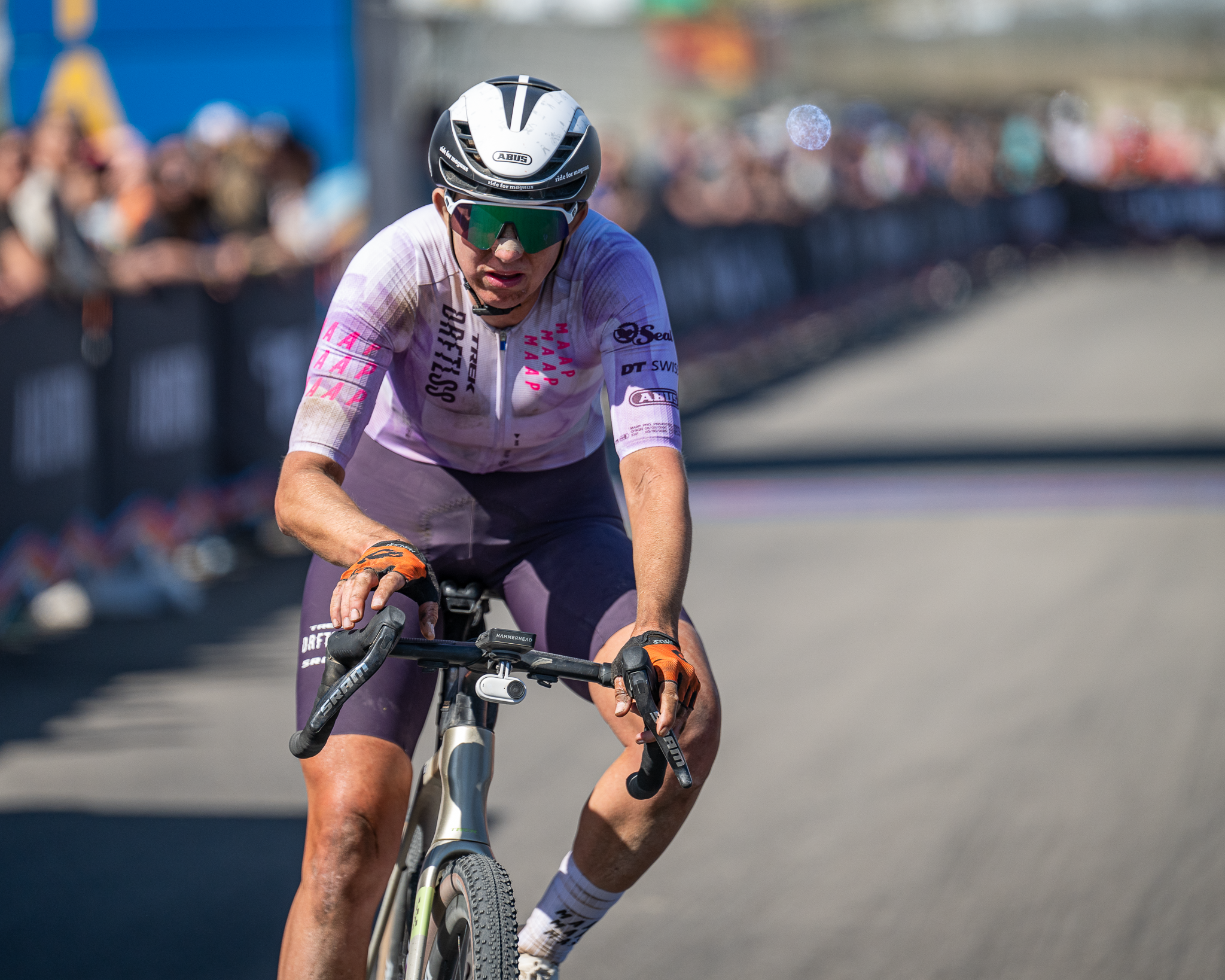 Paige Onweller rides to 14th place at 2026 Sea Otter Classic Gravel