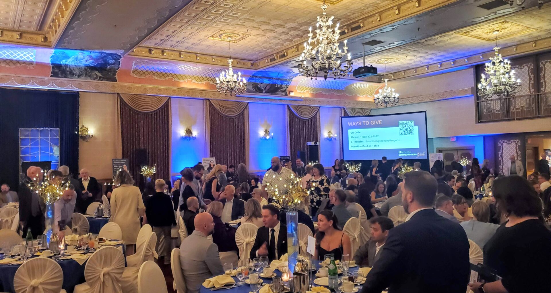 Nearly 500 attend Winnipeg gala focused on hope and addiction recovery