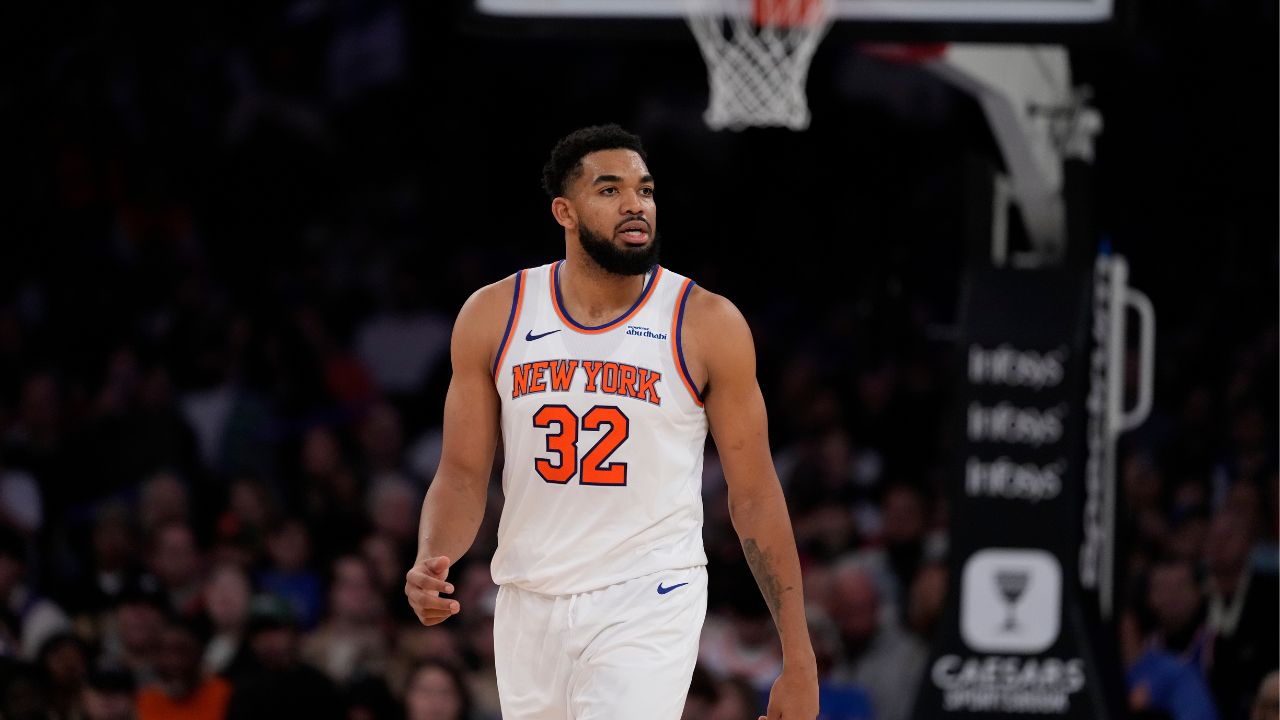 Towns held out of Knicks' game against Bulls because of elbow impingement