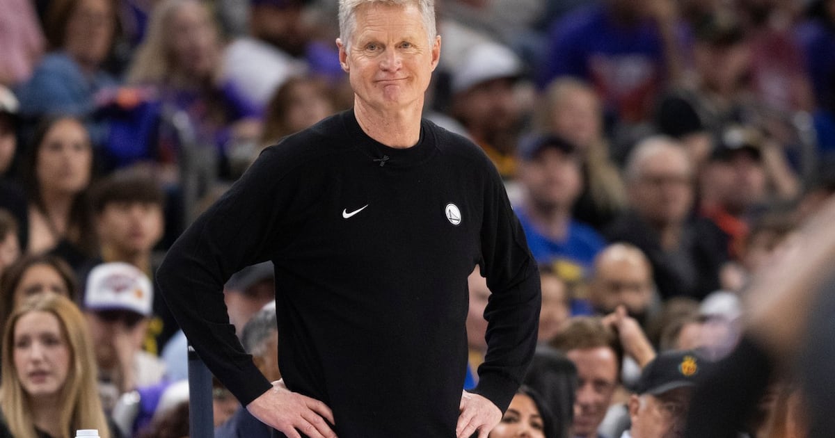 Golden State Warriors' brass meet with Steve Kerr; will reconvene next week