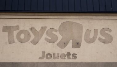 Toys 'R' Us Canada battles Calgary tech giant Acer and Russian business over trademarks