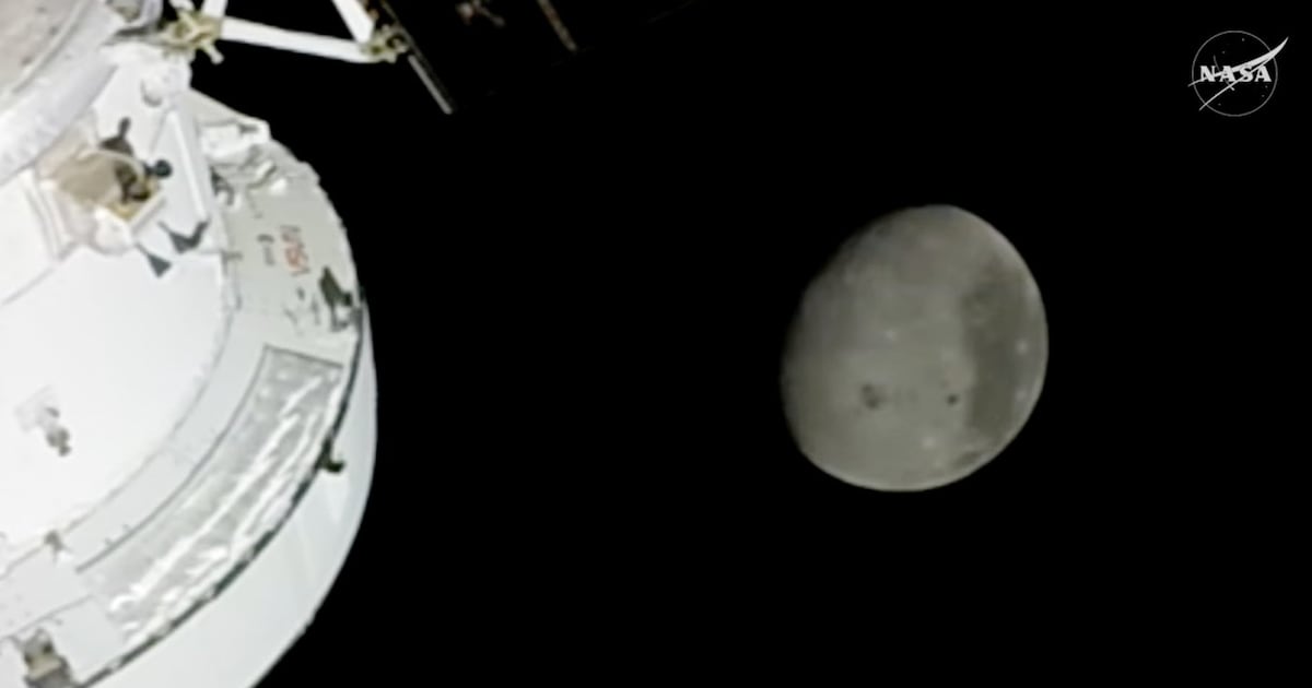Artemis crew shares emotional moment as lunar crater named after commander’s deceased wife - CTV News