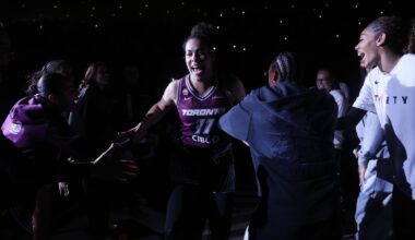Tempo, fans get a feel for things in first preseason game