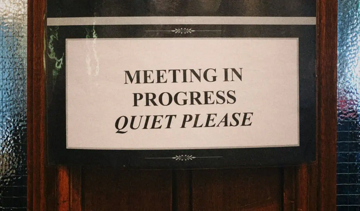 officials won't say when LRT in mississauga is to be completed.