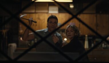 Carey Mulligan and Oscar Isaac in a tough spot