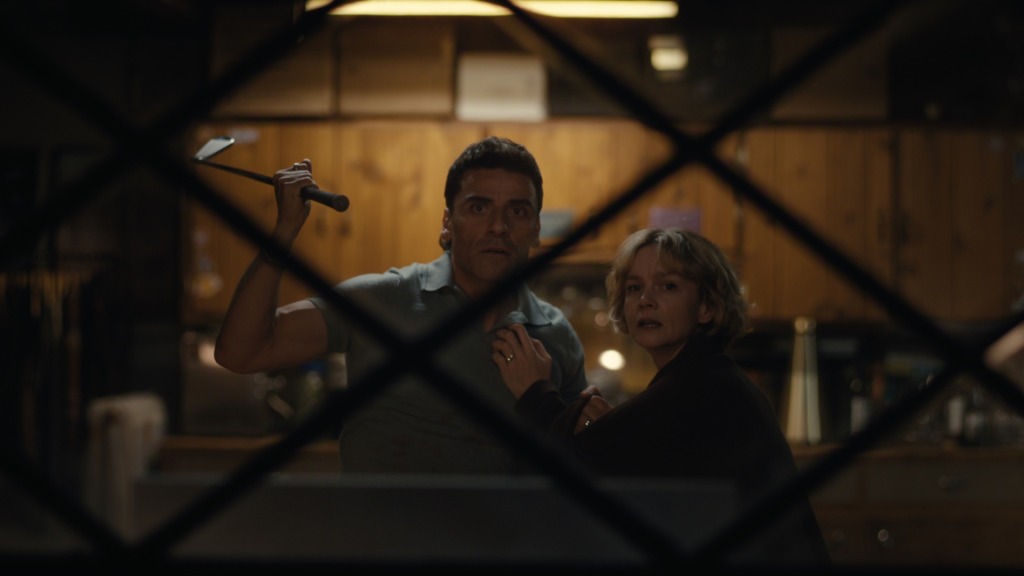 Carey Mulligan and Oscar Isaac in a tough spot