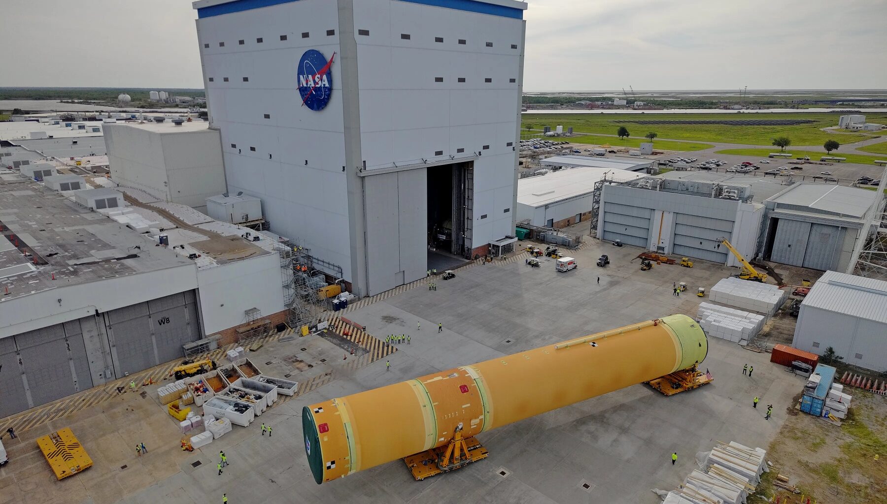 Artemis III rocket core and mobile launcher progress toward 2027 test flight