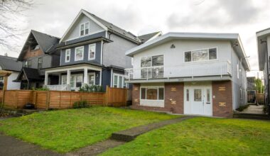 Vancouver Special gets six offers, sells for $246,000 over list price