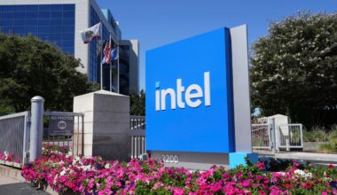Intel soars on signs AI boom for CPUs is here