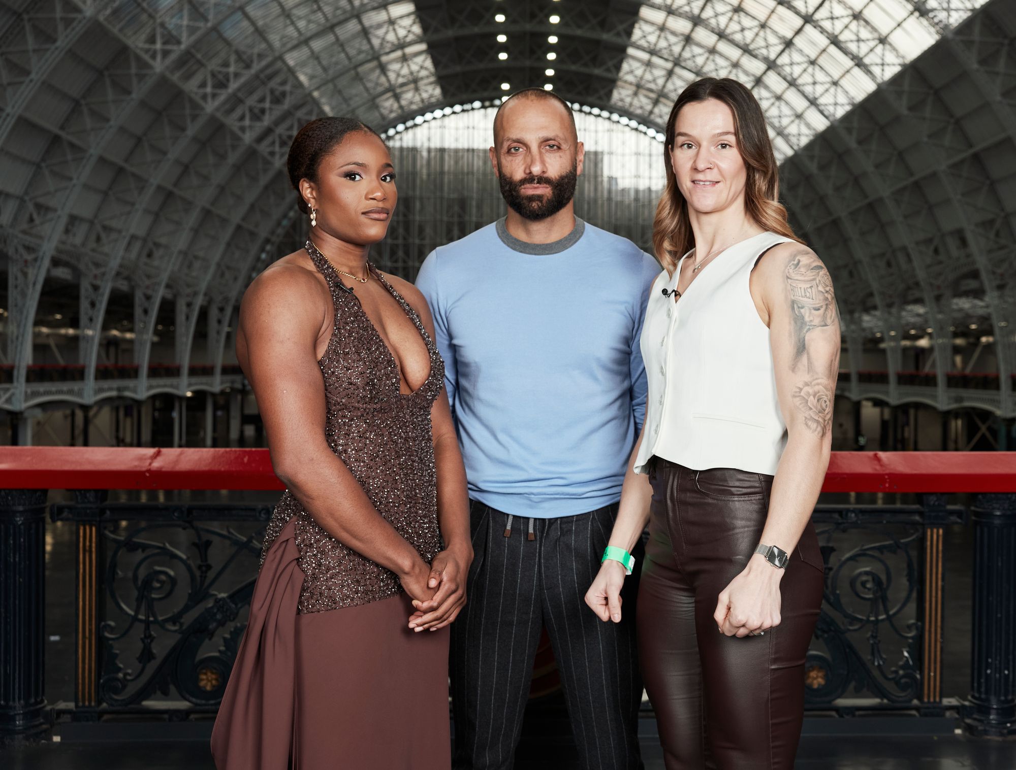 Dubois and Harper (right) with promoter Nakisa Bidarian in February