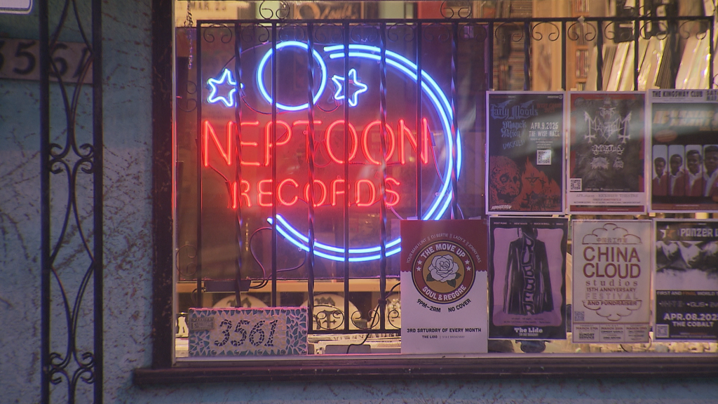 A sign indicates Neptoon Records in Vancouver