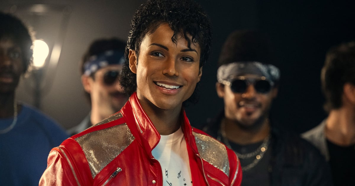 Fans swarm Berlin for Michael Jackson biopic premiere