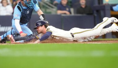 Brewers capitalize on three straight bunts to score go-ahead run in 2-1 win over Blue Jays