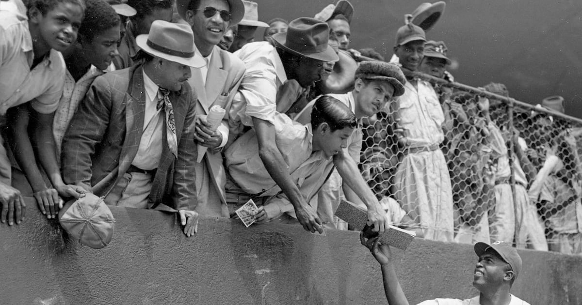 MLB celebrates Hall of Famer with No. 42