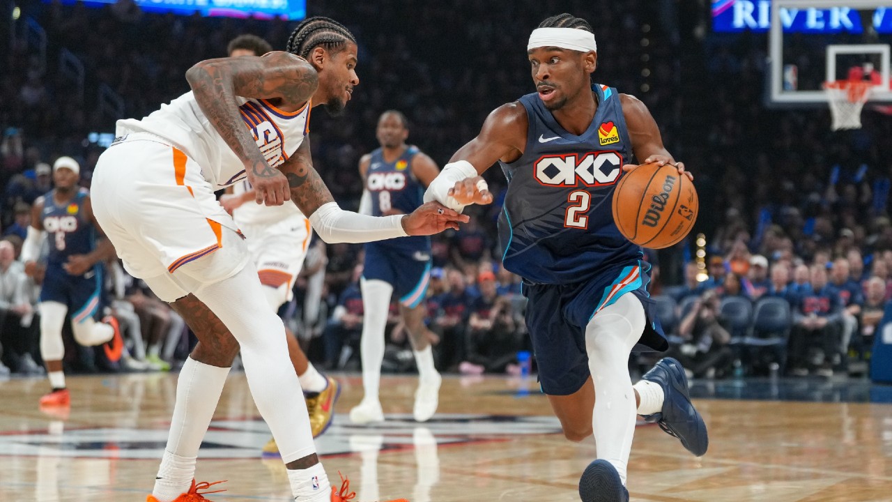 Gilgeous-Alexander outduels Brooks, Thunder beat Suns in Game 2