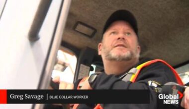 Montreal mayor visits Pierrefonds as water levels rise