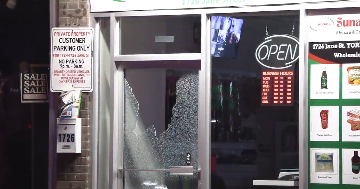 Toronto man in his 30s injured in North York shooting
