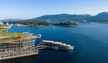 Six-storey, 250-room floating hotel in Vancouver harbour approved - BC