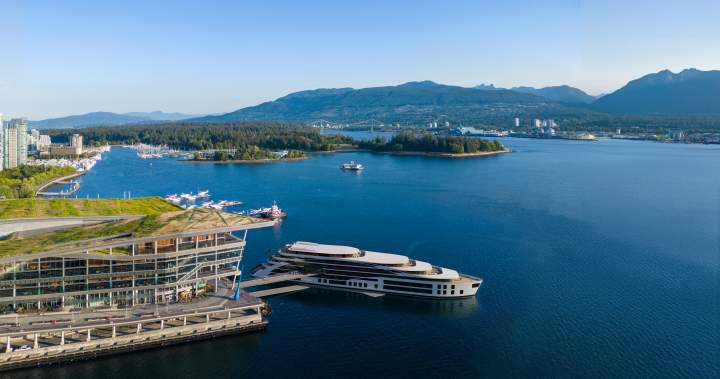 Six-storey, 250-room floating hotel in Vancouver harbour approved - BC