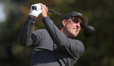 Phil Mickelson withdraws from Masters over family health matter