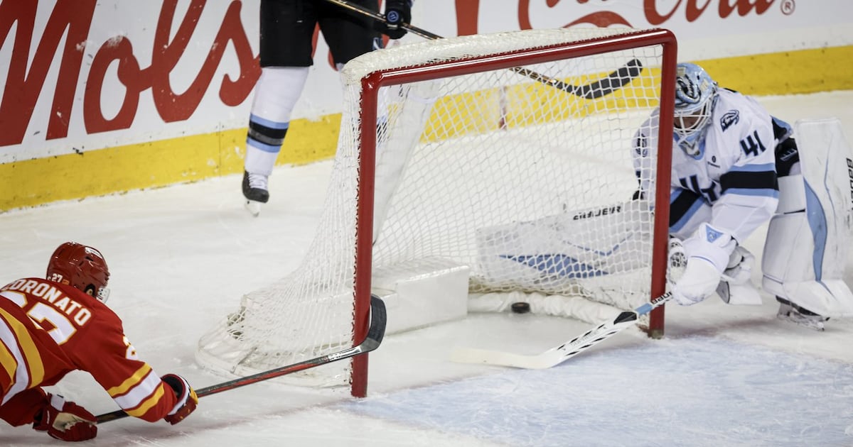 Calgary Flames continue strong play at home with win over playoff-bound Utah Mammoth