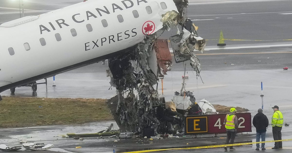 LaGuardia plane crash: Firefighter heard controller warning
